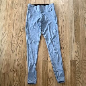 PINK Victoria's Secret Light Blueish gray  Leggings. Size xs